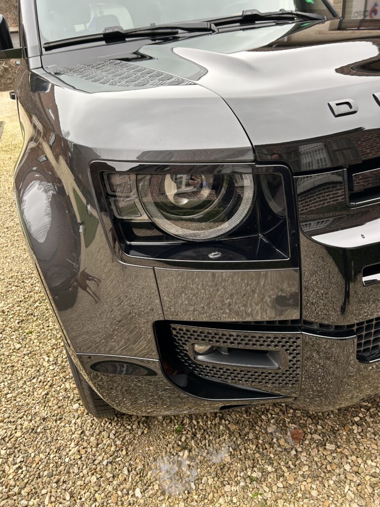 carcleaniq range rover koplamp hersteld zwart voorkant